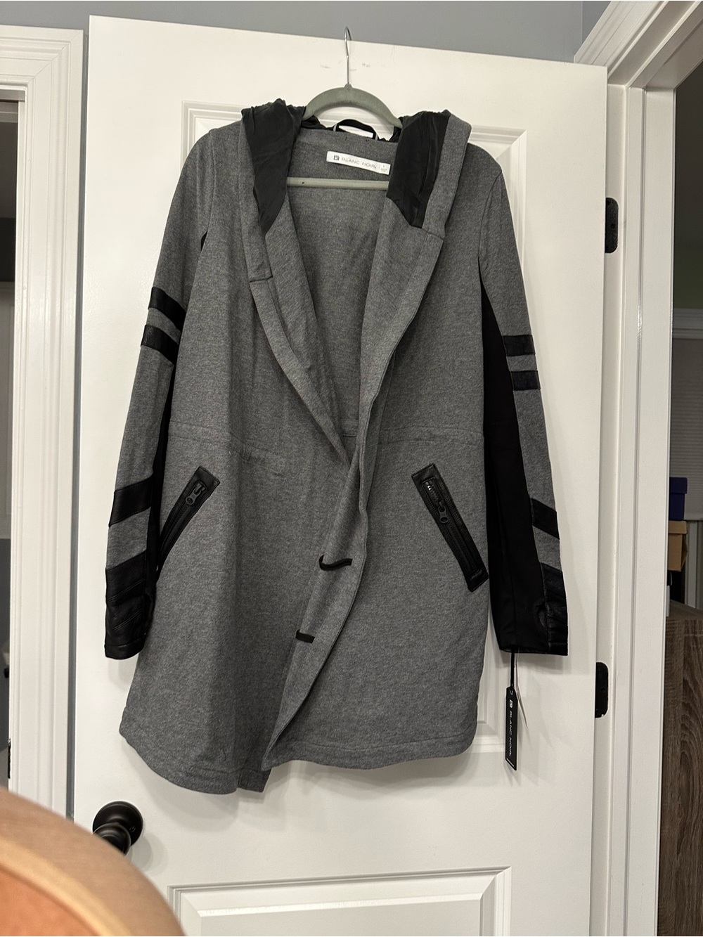Blanc Noir Maitri Traveler Jacket - Picture 4 of 16